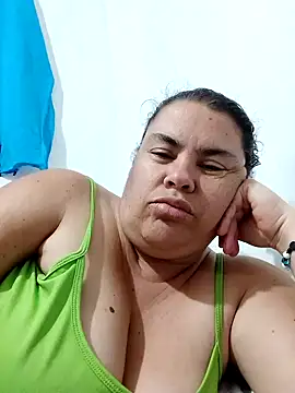 Snapshot of yaneth_ chatting on September 2025 12:45:01 AM yaneth online show from September 2025 12:45:01 AM