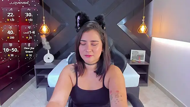 amber blisss online show from October 2025 12:45:02 PM