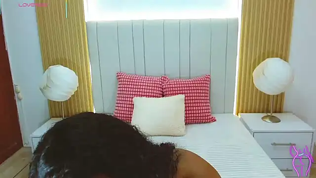 WildScarlet online show from September 2025 10:40:01 AM