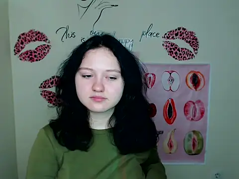 LadyAlice  online show from November 2025 07:20:02 AM