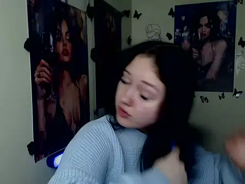 LadyAlice  online show from December 2025 06:54:02 AM