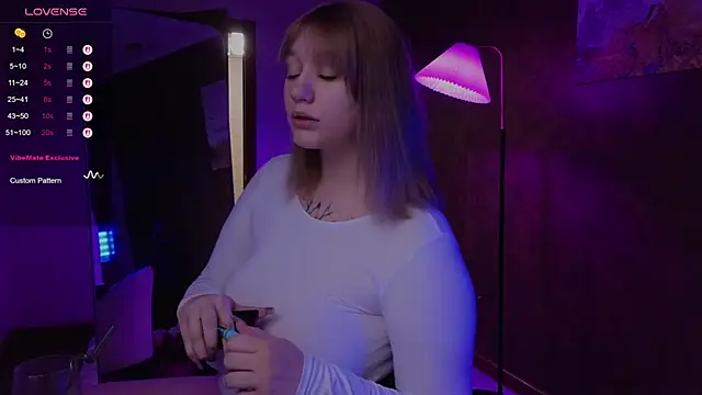 Snapshot of Morvelyn chatting on October 2025 05:03:02 PM Morvelyn online show from October 2025 05:03:02 PM