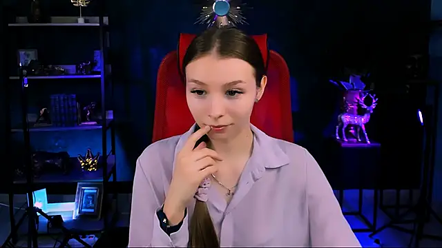 Snapshot of JulieDaniel chatting on January 2026 08:18:01 AM JulieDaniel online show from January 2026 08:18:01 AM