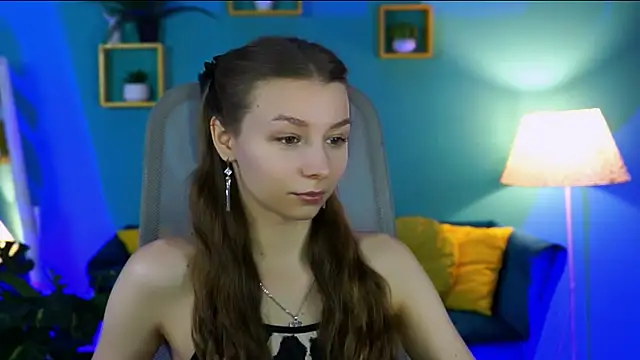 Snapshot of JulieDaniel chatting on February 2026 04:18:02 AM JulieDaniel online show from February 2026 04:18:02 AM