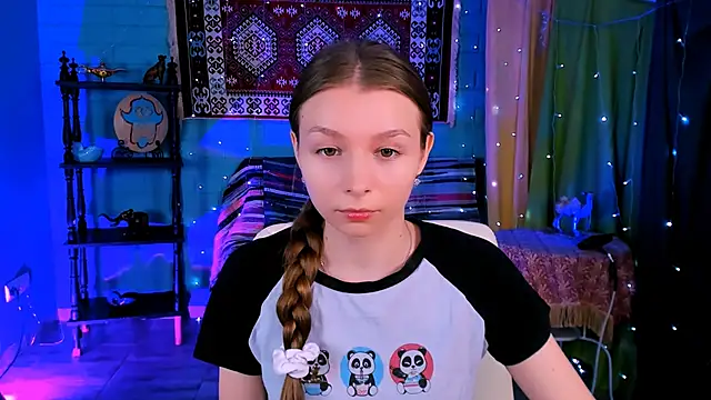 Snapshot of JulieDaniel chatting on March 2026 07:26:02 AM JulieDaniel online show from March 2026 07:26:02 AM