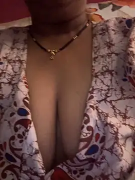 Snapshot of Divya-22 chatting on December 2025 07:43:01 PM Divya-22 online show from December 2025 07:43:01 PM