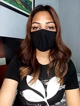 Snapshot of Hot_malika19 chatting on November 2025 06:13:01 PM Hot malika19 online show from November 2025 06:13:01 PM