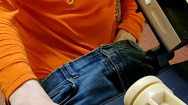 k74robert online show from April 2026 06:58:02 PM