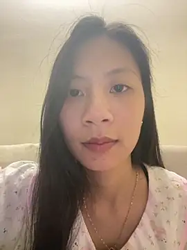 Snapshot of Lil-Gi chatting on October 2025 03:49:01 PM Lil-Gi online show from October 2025 03:49:01 PM