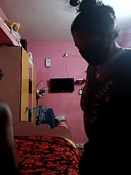 biggbobbsgirl online show from November 2025 05:24:01 PM