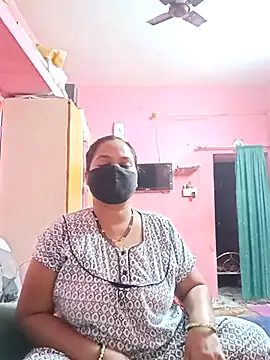 biggbobbsgirl online show from November 2025 05:56:02 PM