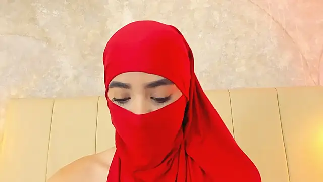 Snapshot of nayiraa_ chatting on May 2026 11:40:02 AM nayiraa online show from May 2026 11:40:02 AM