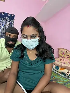 Snapshot of Lovlycouple1 chatting on October 2025 05:59:02 PM Lovlycouple1 online show from October 2025 05:59:02 PM