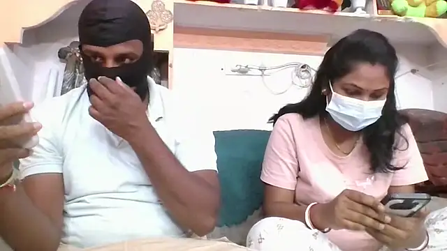 Snapshot of Lovlycouple1 chatting on November 2025 05:12:01 PM Lovlycouple1 online show from November 2025 05:12:01 PM