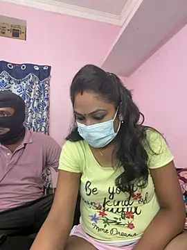 Snapshot of Lovlycouple1 chatting on November 2025 04:56:01 PM Lovlycouple1 online show from November 2025 04:56:01 PM