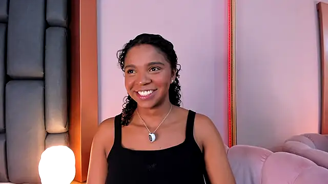 LisaMendez online show from April 2026 11:09:01 PM