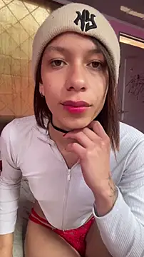 Snapshot of Tania_Gate chatting on November 2025 07:46:02 PM Tania Gate online show from November 2025 07:46:02 PM