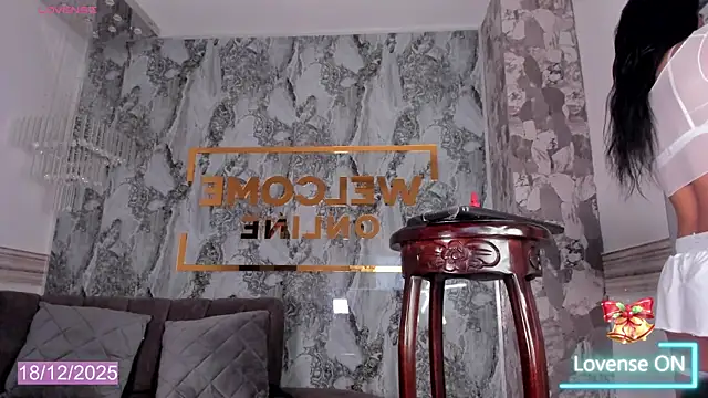 Kirby Carrington online show from December 2025 12:44:02 PM