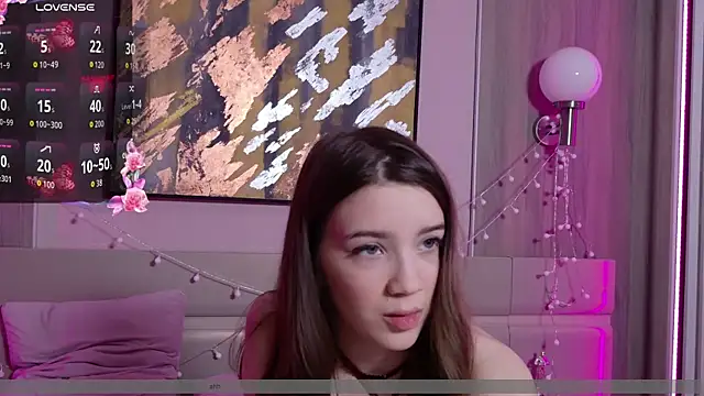 Alison kisss online show from March 2026 02:24:01 PM