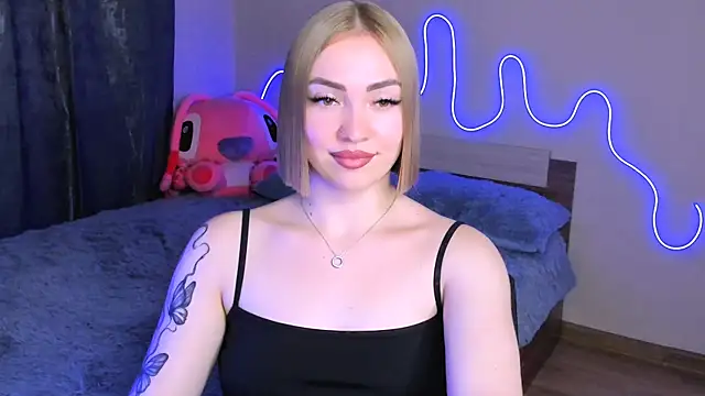 Snapshot of LaraKrein_lk chatting on September 2025 02:49:02 PM LaraKrein lk online show from September 2025 02:49:02 PM