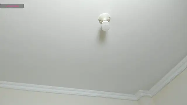 kiraGeiner online show from November 2025 02:10:01 AM