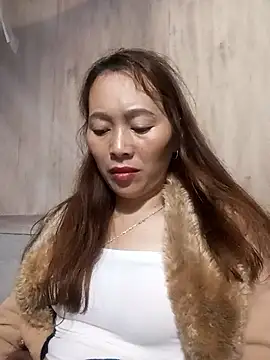 Snapshot of Bianly chatting on November 2025 01:57:01 PM Bianly online show from November 2025 01:57:01 PM