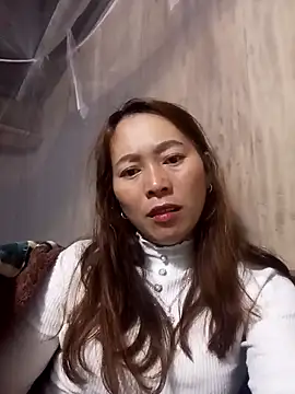 Snapshot of Bianly chatting on November 2025 11:27:02 PM Bianly online show from November 2025 11:27:02 PM