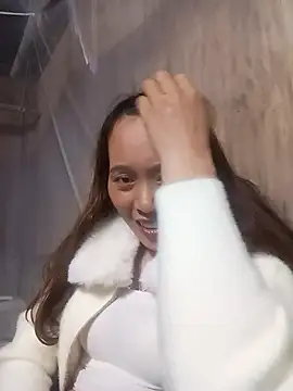 Snapshot of Bianly chatting on November 2025 02:16:01 PM Bianly online show from November 2025 02:16:01 PM