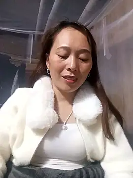 Snapshot of Bianly chatting on November 2025 02:27:01 PM Bianly online show from November 2025 02:27:01 PM