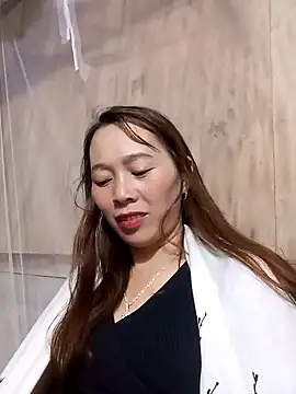 Snapshot of Bianly chatting on November 2025 01:11:01 PM Bianly online show from November 2025 01:11:01 PM