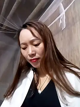 Snapshot of Bianly chatting on November 2025 01:16:01 AM Bianly online show from November 2025 01:16:01 AM