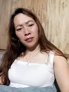 Snapshot of Bianly chatting on December 2025 06:49:01 PM Bianly online show from December 2025 06:49:01 PM