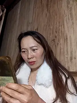 Bianly online show from January 2026 02:43:02 PM