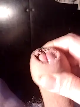 69dagosto online show from December 2025 10:00:01 AM