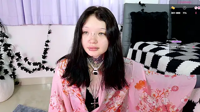 Lein Bone online show from July 2026 12:12:02 AM