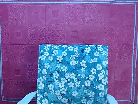 Snapshot of wild_rose69 chatting on April 2026 10:51:02 PM wild rose69 online show from April 2026 10:51:02 PM