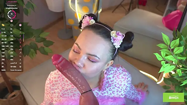 bllowwoww online show from October 2025 08:27:05 AM