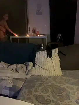 Snapshot of MiaBabyX chatting on November 2025 11:07:02 PM MiaBabyX online show from November 2025 11:07:02 PM