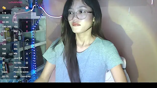 skinny gracie online show from December 2025 09:47:02 AM