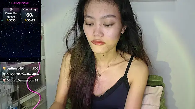 Snapshot of skinny_gracie chatting on March 2026 08:41:02 AM skinny gracie online show from March 2026 08:41:02 AM