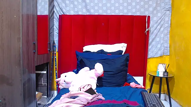 Snapshot of Candycrush2555 chatting on March 2026 08:05:02 PM Candycrush2555 online show from March 2026 08:05:02 PM