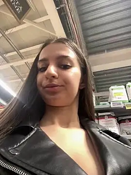 Snapshot of Anyssia chatting on September 2025 05:18:01 AM Anyssia online show from September 2025 05:18:01 AM