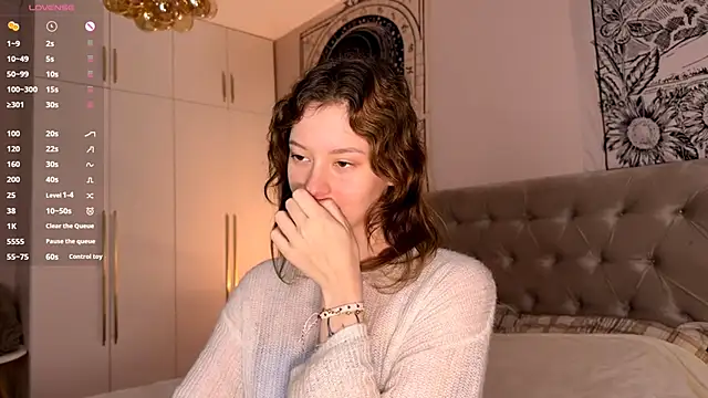 Snapshot of IrisPurrphy chatting on November 2025 05:02:01 PM IrisPurrphy online show from November 2025 05:02:01 PM