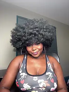 Snapshot of WomanNextdoor1 chatting on June 2026 09:04:01 AM WomanNextdoor1 online show from June 2026 09:04:01 AM