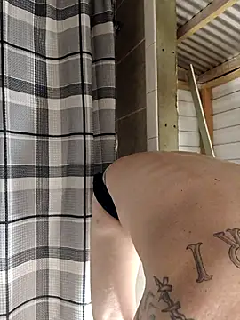 ShawnandDani7074 online show from February 2026 07:08:01 PM