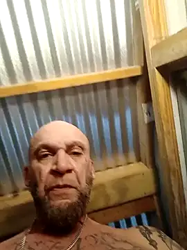 ShawnandDani7074 online show from February 2026 07:09:02 AM