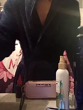 Snapshot of bbclongstrong1433 chatting on March 2026 07:14:01 AM bbclongstrong1433 online show from March 2026 07:14:01 AM