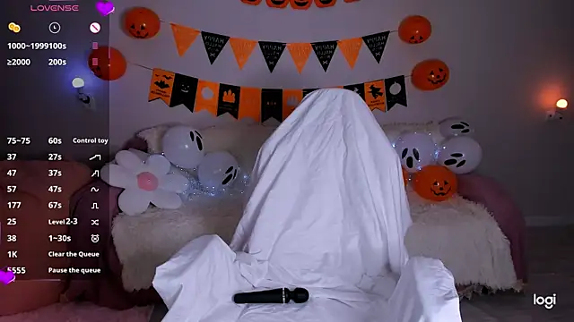 Momo Ayase  online show from October 2025 02:18:01 PM