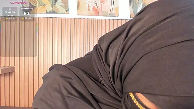 Snapshot of yasmin_elite chatting on September 2025 08:48:01 AM yasmin elite online show from September 2025 08:48:01 AM