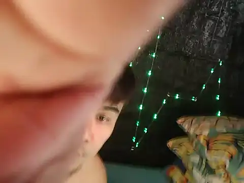 Snapshot of Jheboi69xxx chatting on November 2025 07:22:01 AM Jheboi69xxx online show from November 2025 07:22:01 AM